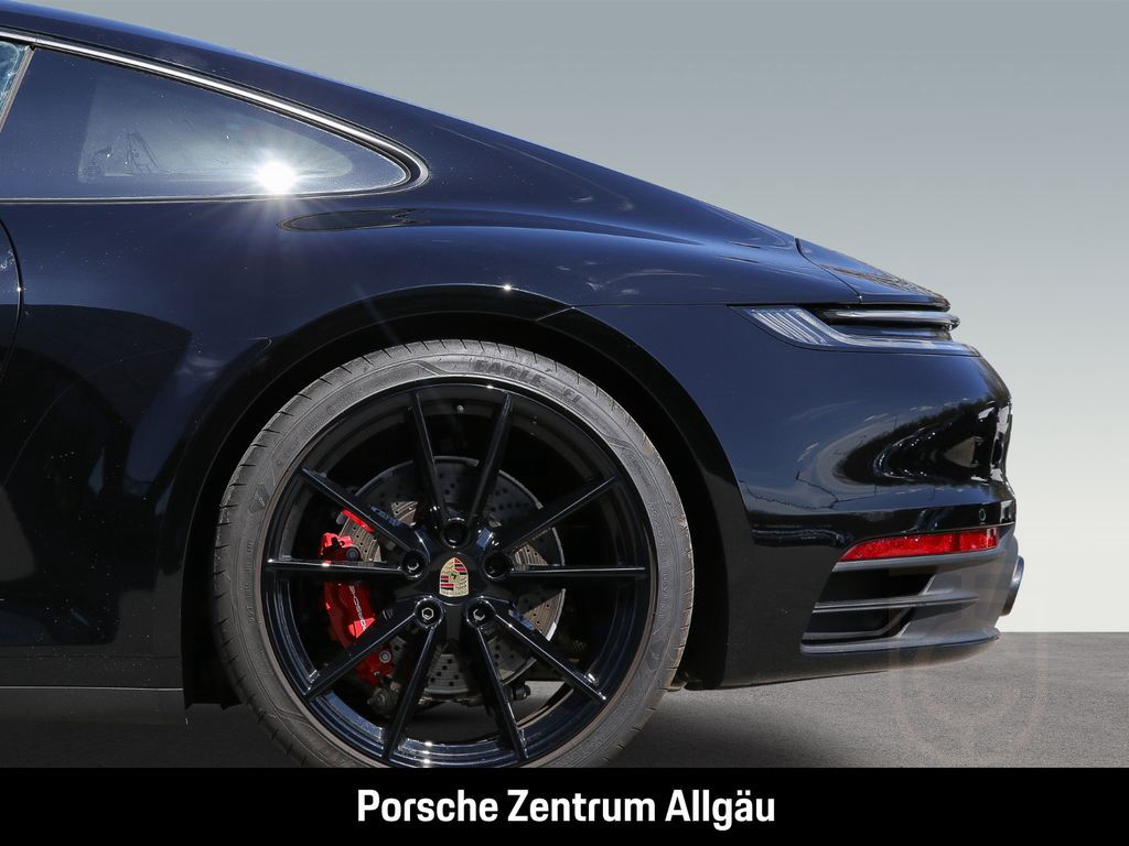 Porsche 992 911 Carrera 4S Surround-View Sport Chrono