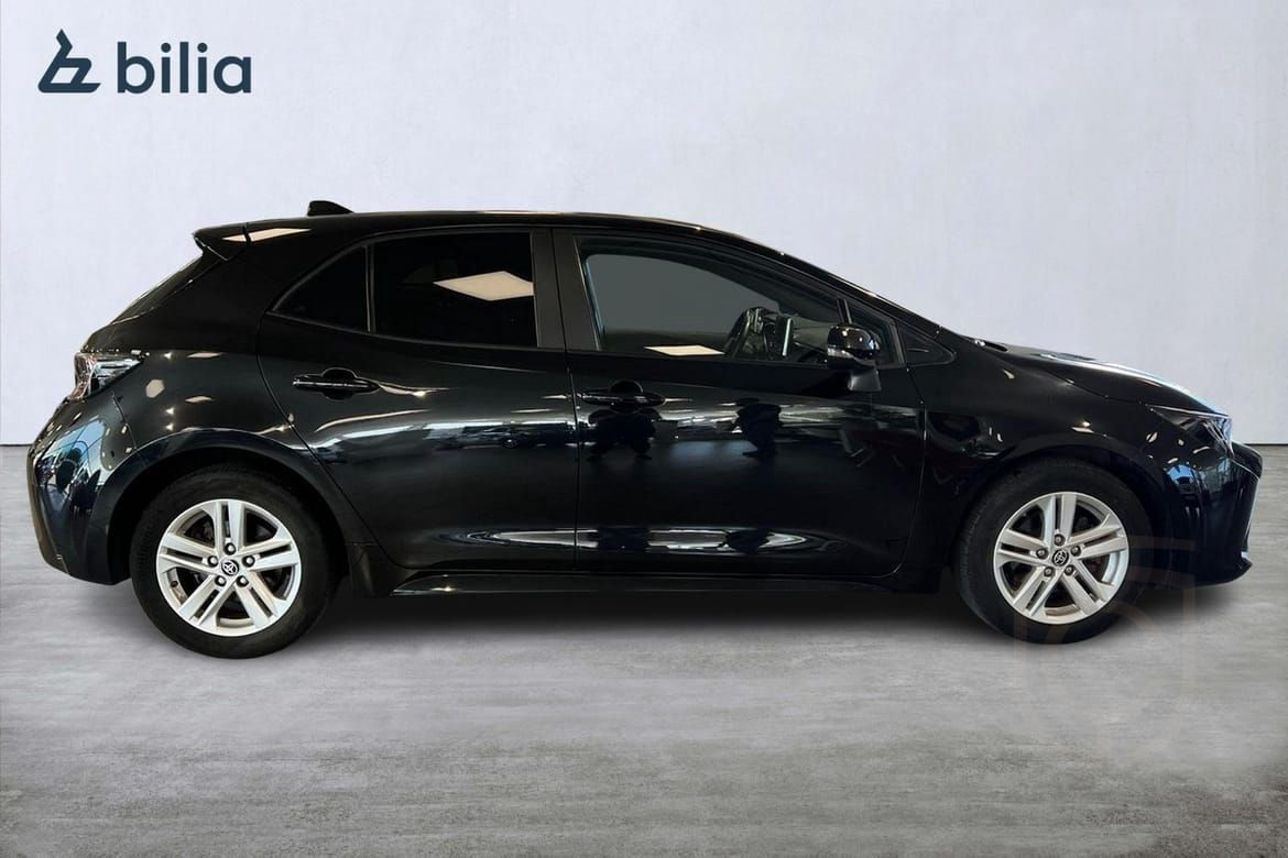 Toyota Corolla Hybrid 1,8 5D Active Carplay