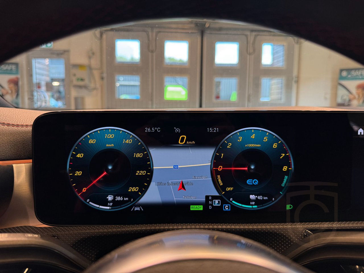 Mercedes-Benz CLA 250 e AMG Pano Burmester Widescreen