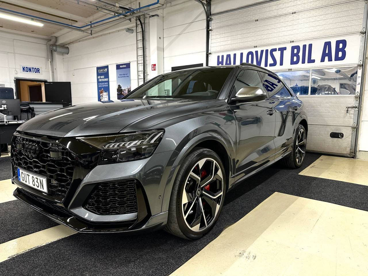 Audi RSQ8