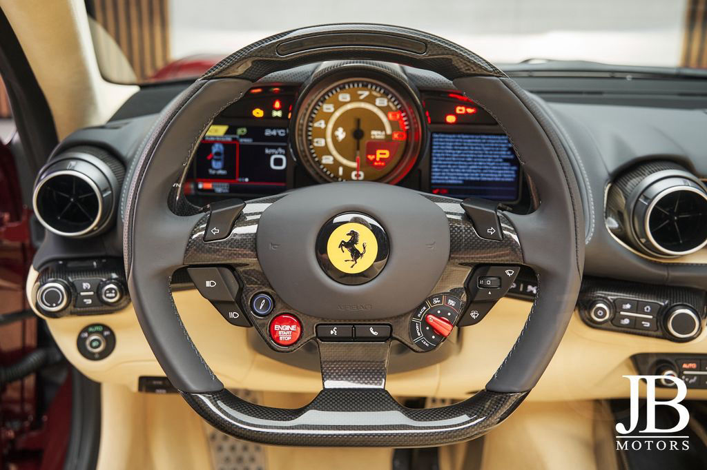Ferrari 812 GTS Lift Full Carbon Passenger JBL 360° NEW