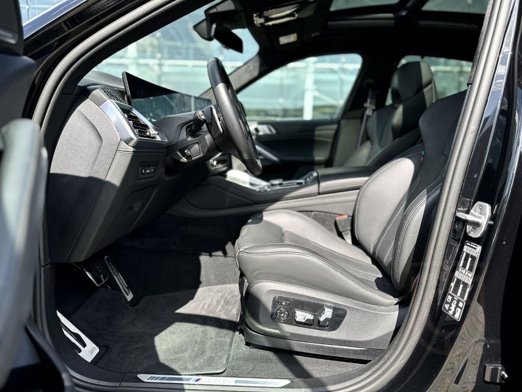 BMW X6 M60i xDrive Sportpaket Gestiksteuerung DAB
