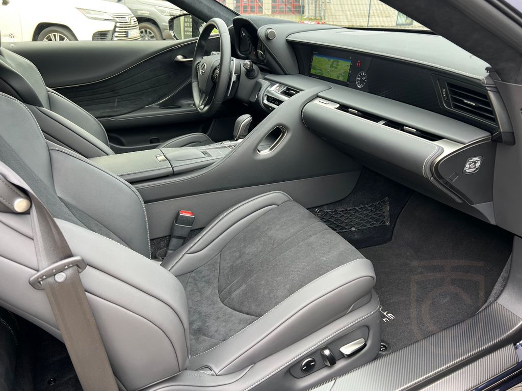 Lexus LC 500h Performance.Carbon.Voll