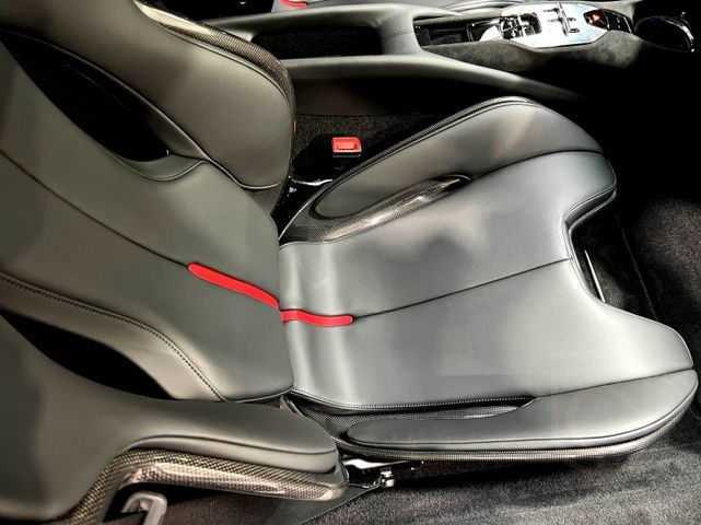 Ferrari 296 GTB Lift Karbon Sitze AFS R Kam Car Play