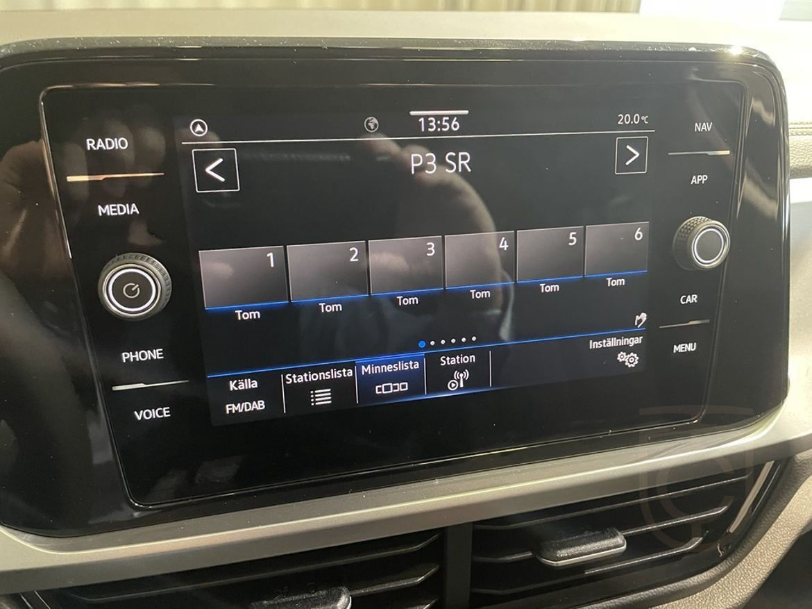 Volkswagen T-Roc LIFE EDITION TSI 150 DSG, 2-zon Klimat