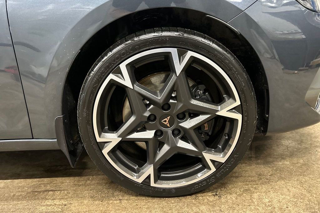 Cupra Leon E-HYBRID VZ