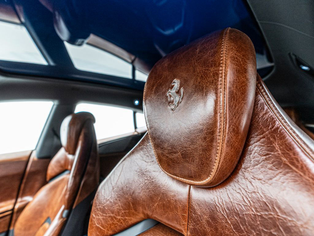 Ferrari Purosangue Tailor Made*Carbon*Massage Seats