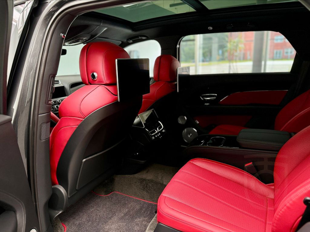 Bentley Bentayga 4.0 V8 EWB 4WD Autom.