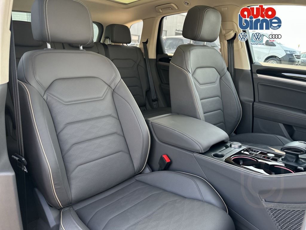 Volkswagen Touareg 3.0 V6 TDI R-Line 4Motion BlackStyle HUD