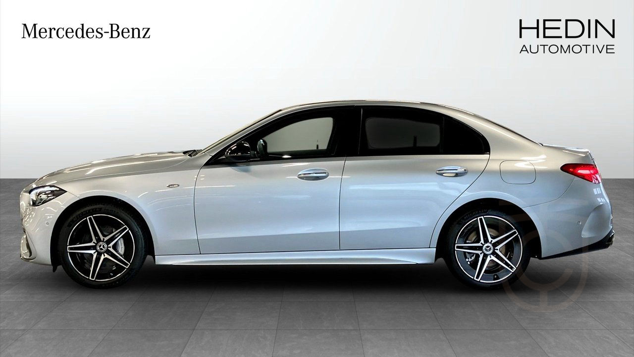 Mercedes-Benz C 300 e AMG Night PHEV 115km