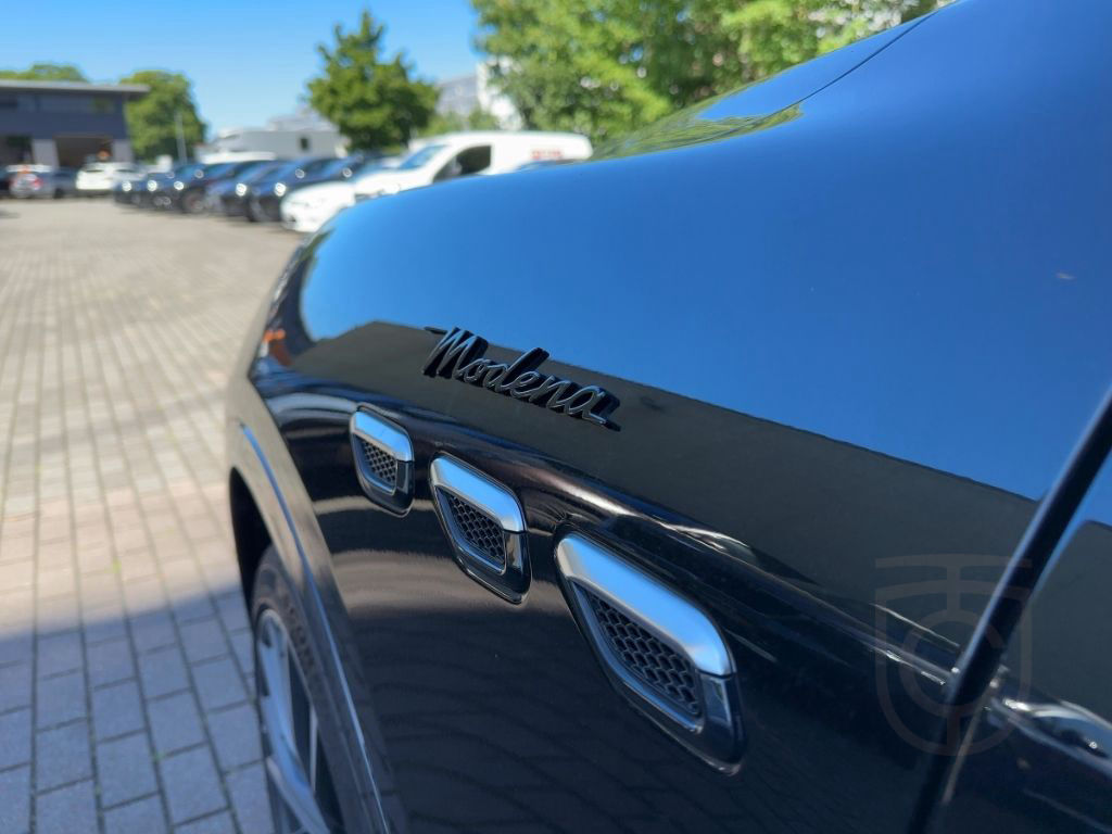 Maserati Grecale Modena 2.0 HYBRID/MHEV AWD 330PS MY23