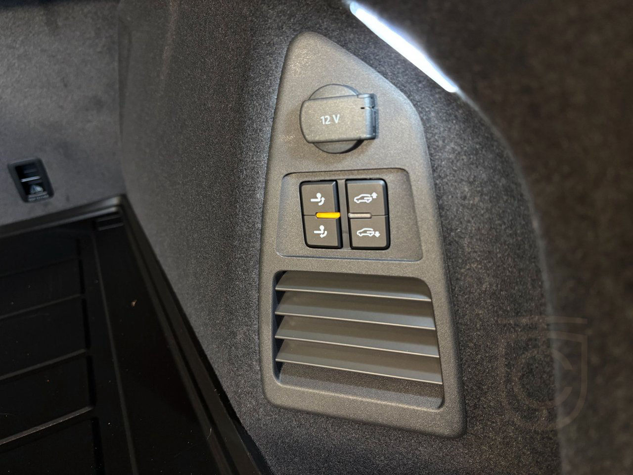 Volkswagen Touareg  TDI