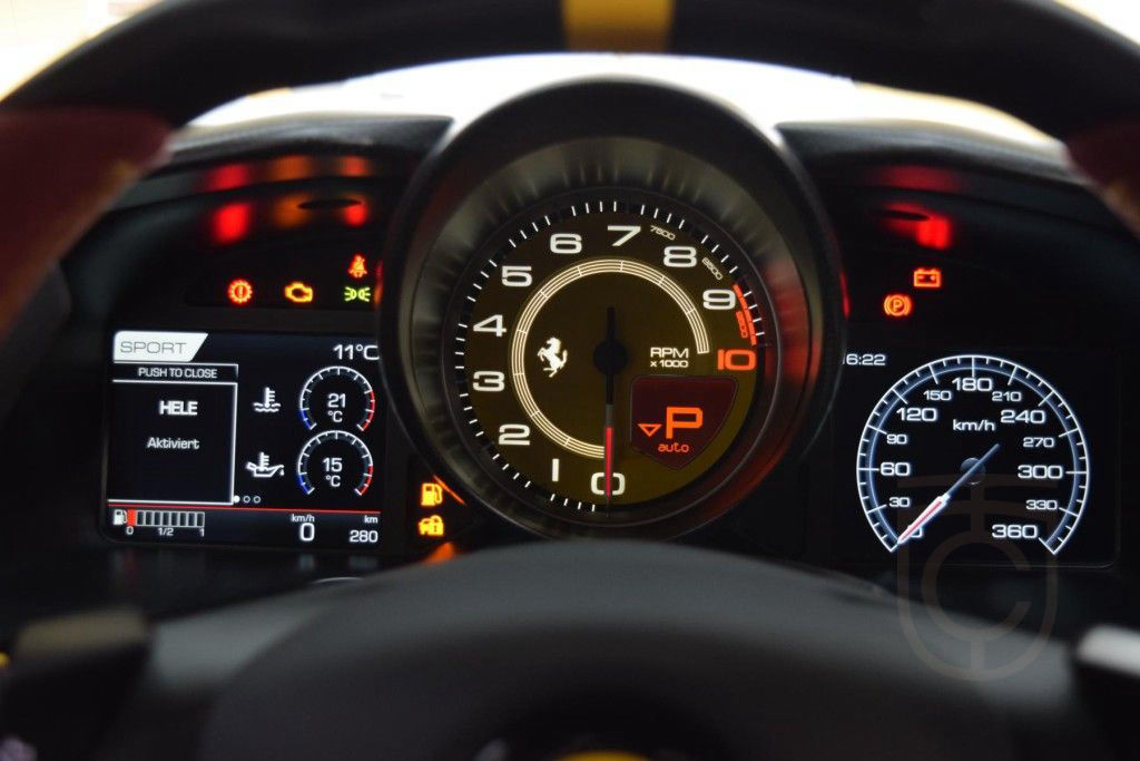 Ferrari 812 Competizione