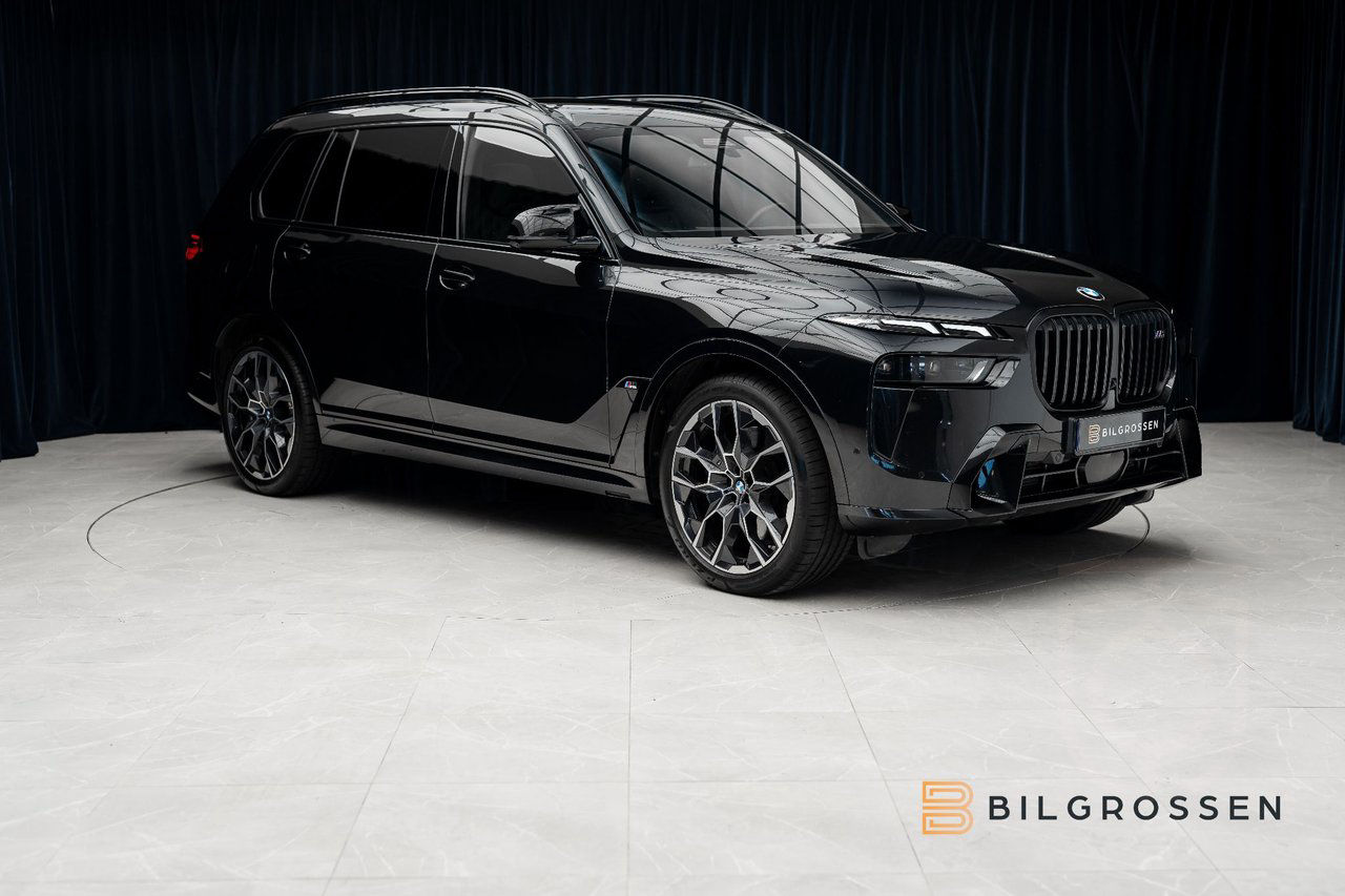 BMW X7 M60i