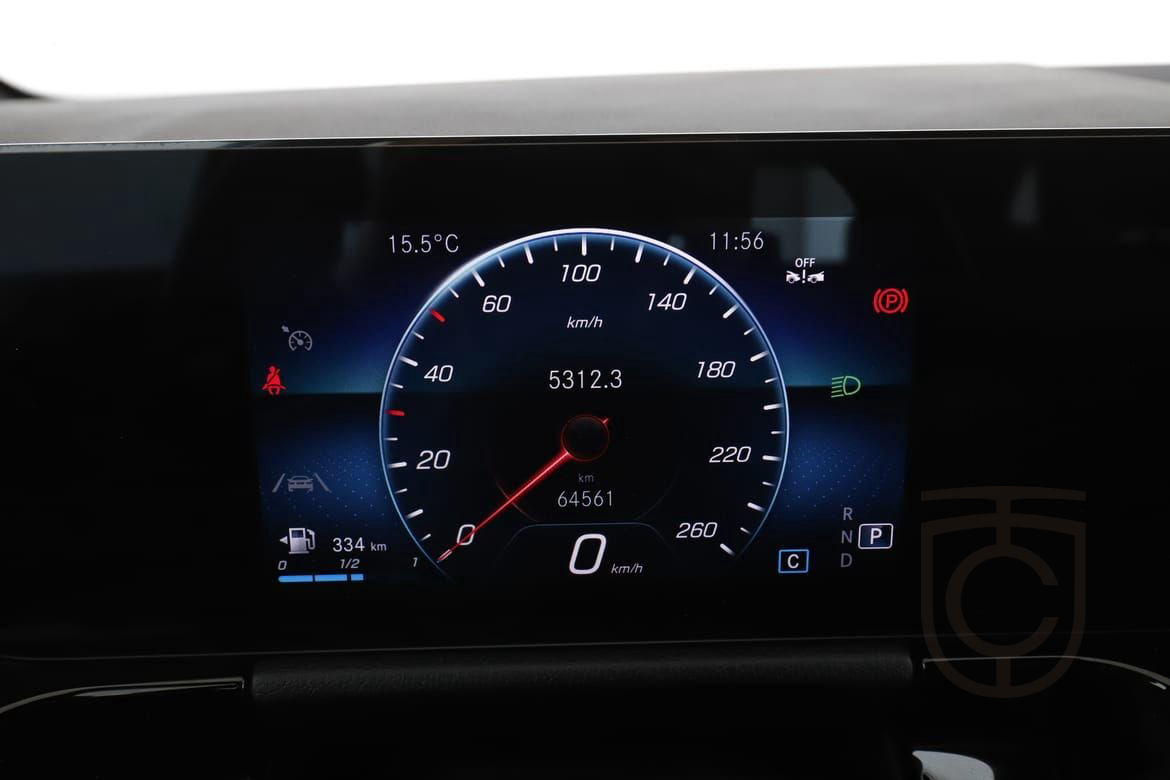 Mercedes-Benz GLA 200