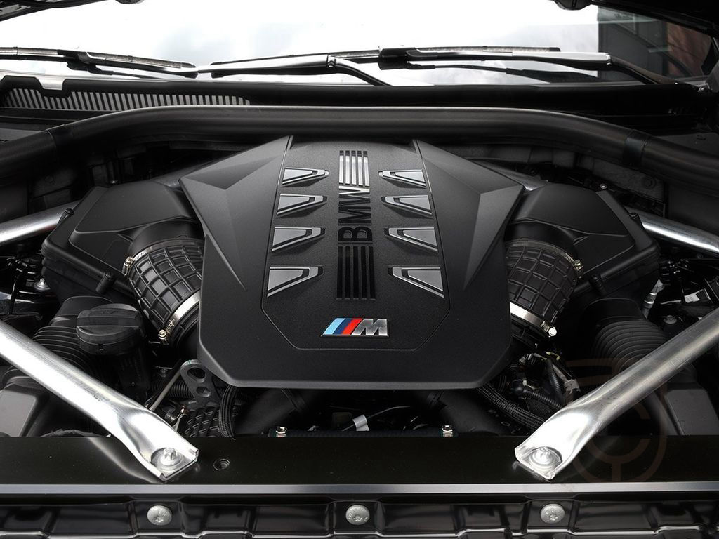 BMW X6 M60i xDrive UPE 156.419,-€ M Sport Pro 22"LM
