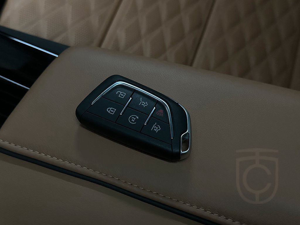 Cadillac Escalade 6.2 V8 4WD