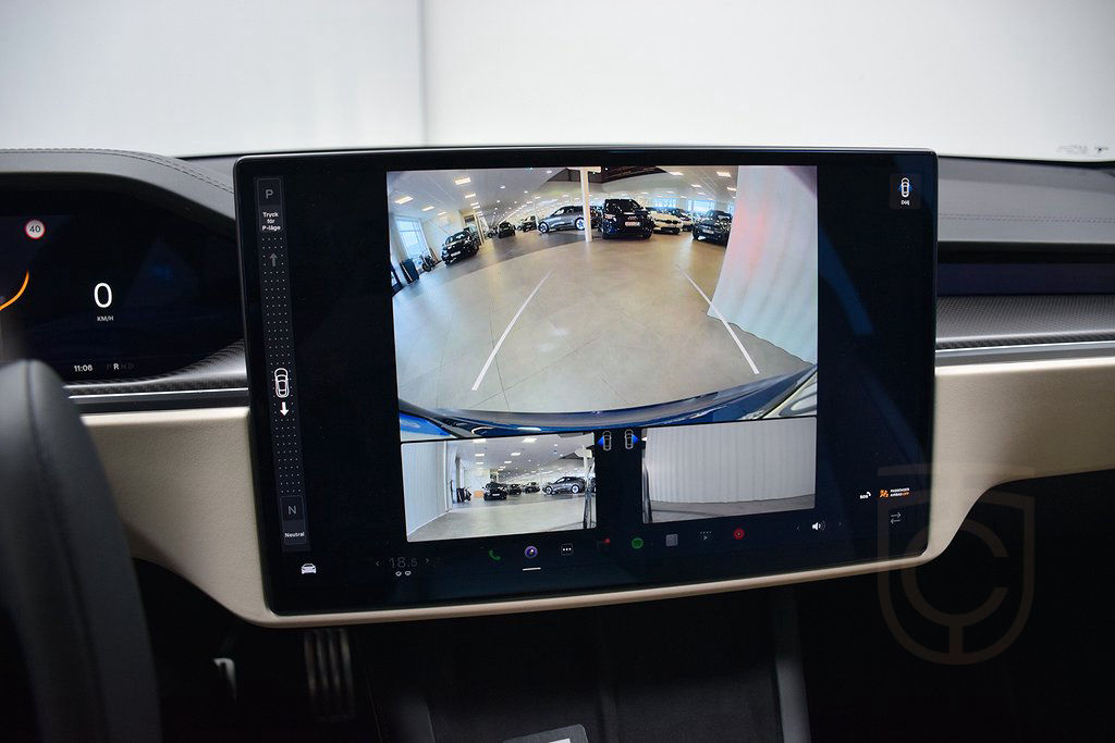 Tesla Model S Plaid