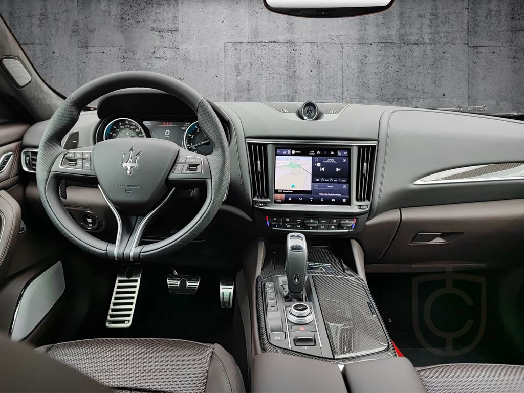 Maserati Levante Trofeo **Ermenegildo Zegna Interieur**