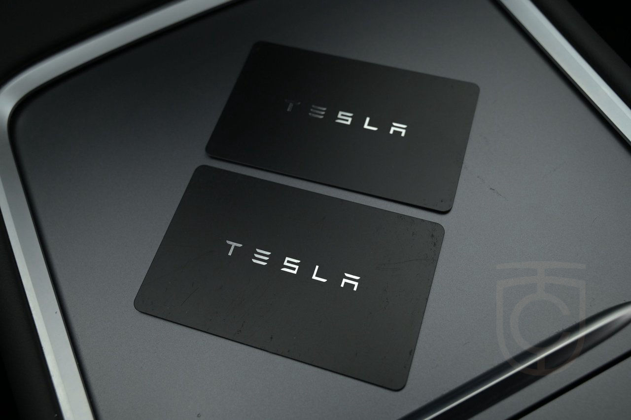 Tesla Model Y Long Range AWD Autopilot Acc.Boost Pano