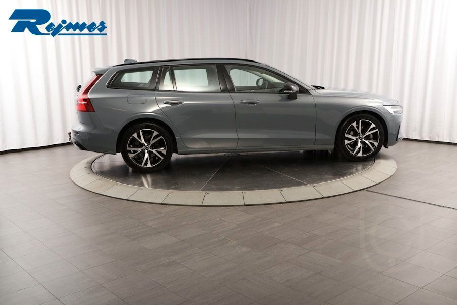 Volvo V60 B4 Bensin Plus Dark