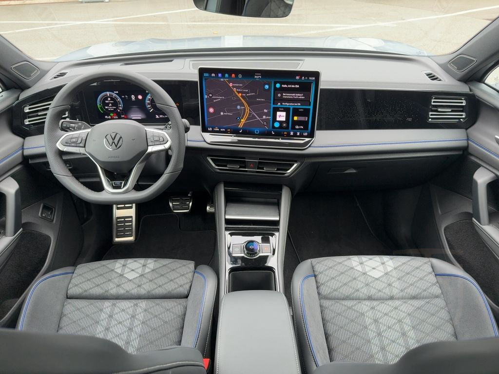 Volkswagen Tiguan 1.5 eHybrid R-Line AHK Pano BlackStyle HU