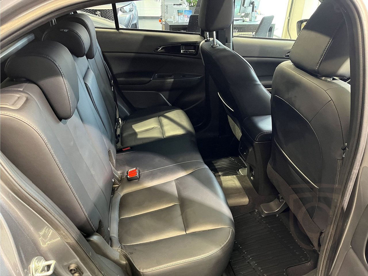 Mitsubishi Eclipse Cross PHEV Business Instyle -