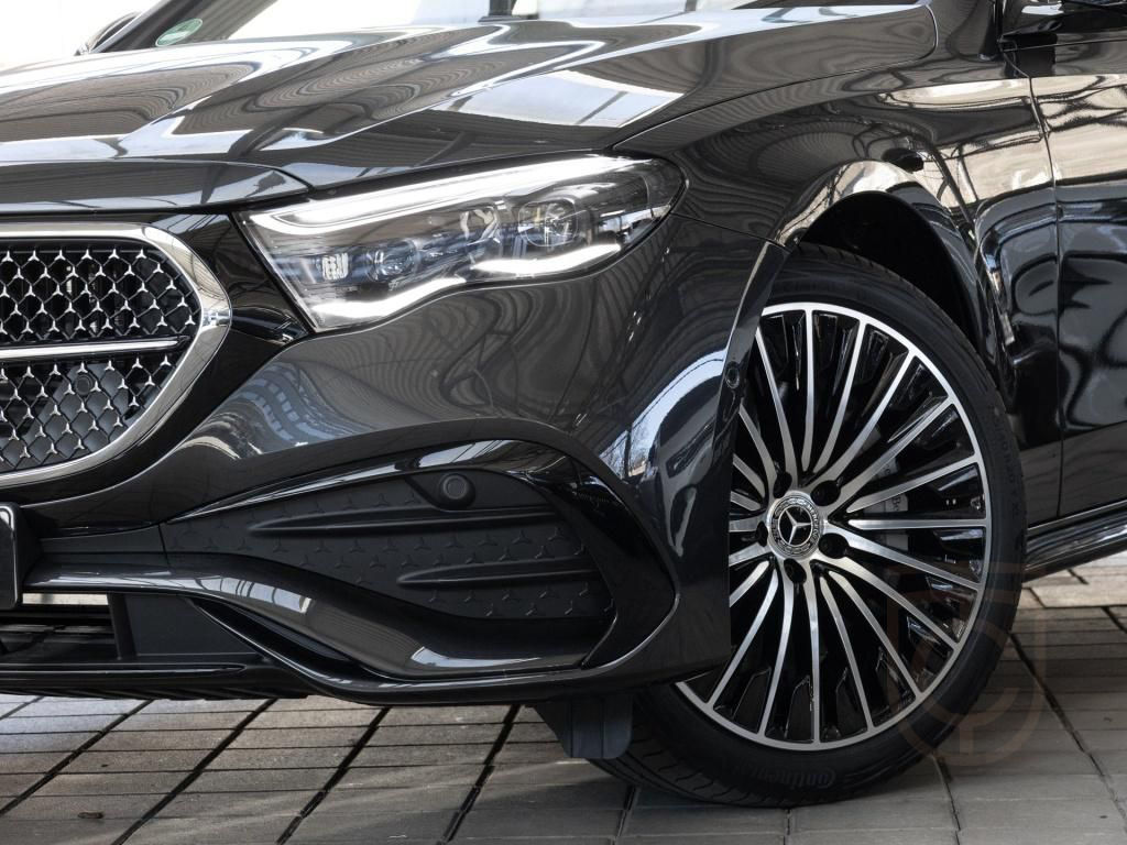 Mercedes-Benz E 200 AMG/Superscreen/Digital/Pano/360/Burm4D/20