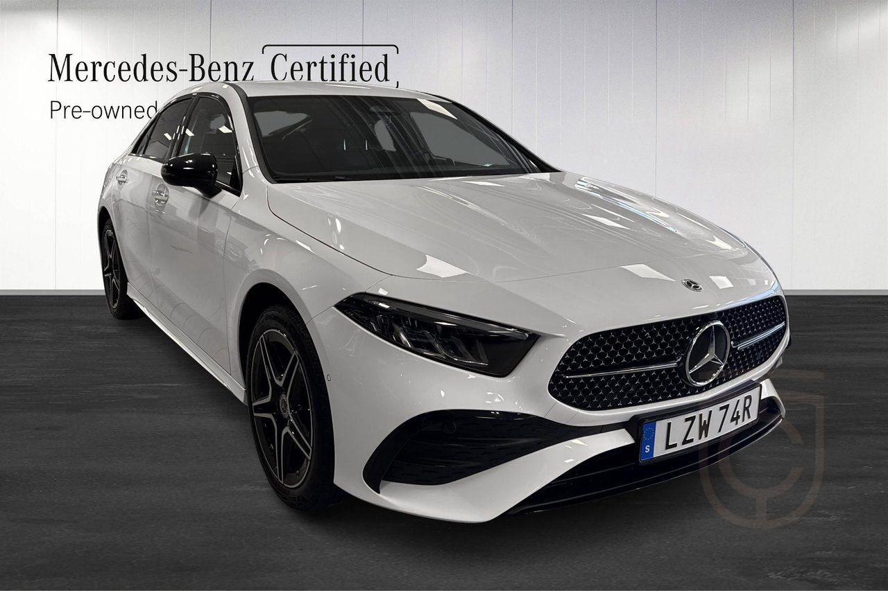 Mercedes-Benz A 250 e Sedan, AMG Line, Panelbelysning, Knigh