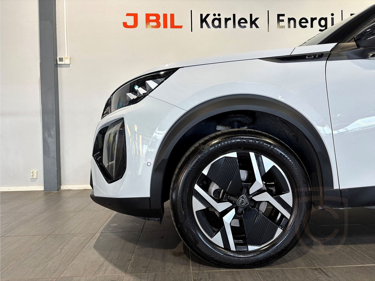 Peugeot 2008 GT 1.2 PT