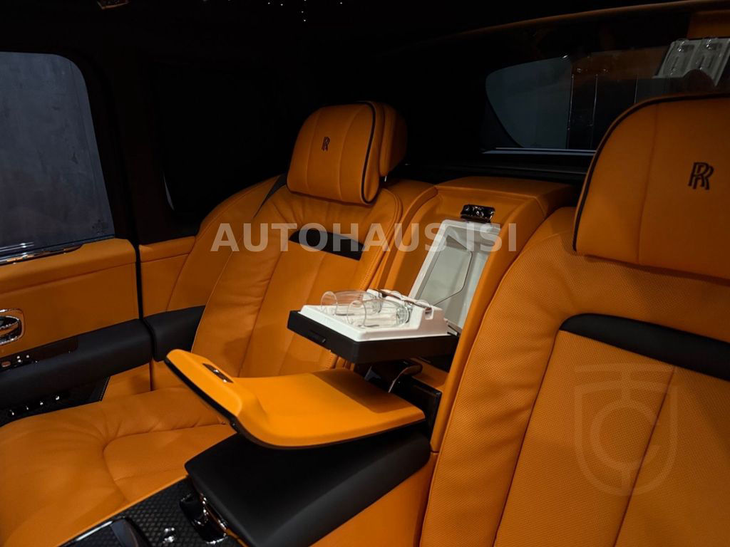 Rolls-Royce Cullinan II BLACK BADGE,FACELIFT,FULL,CURTAINS