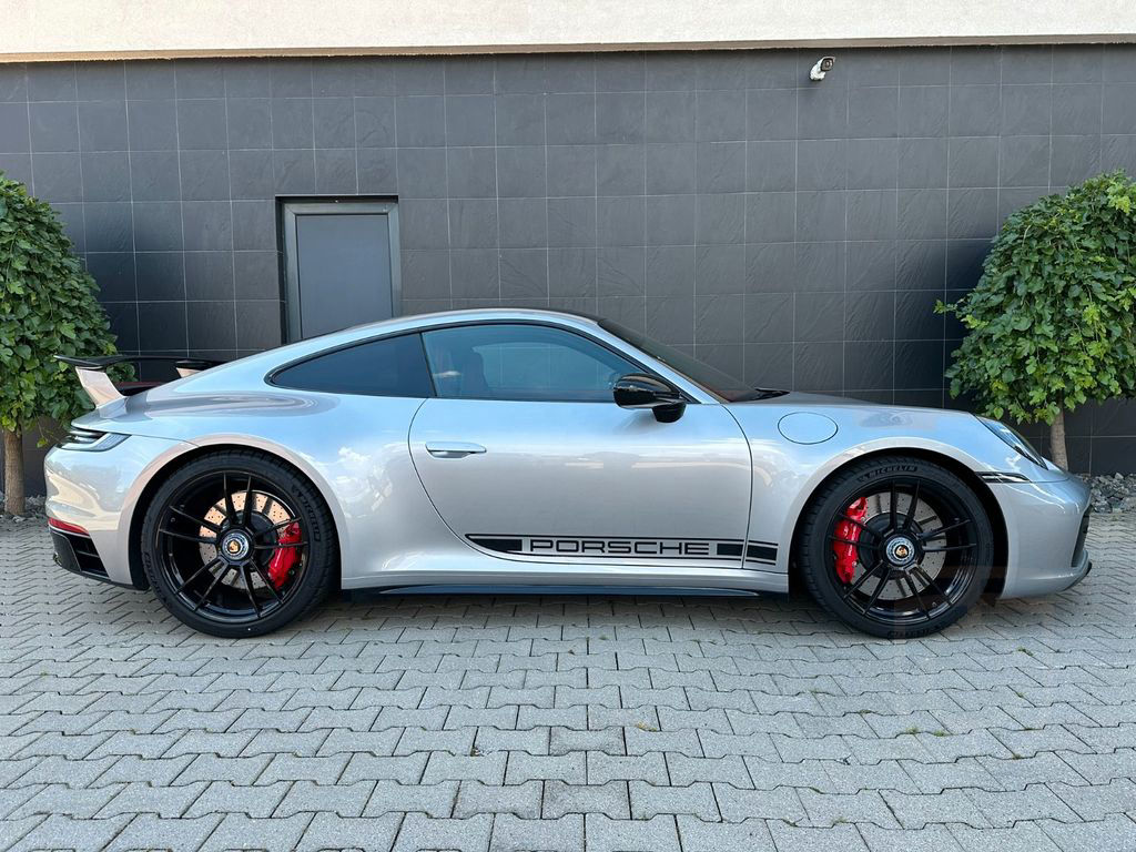 Porsche 911 Carrera 4 GTS Aero Kit Full PPF