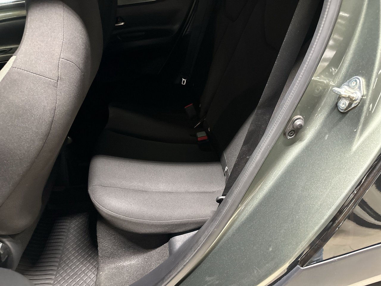 Toyota Aygo X  CVT-Automat Pulse Bi Tone