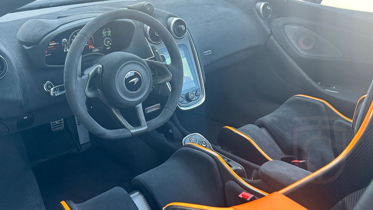McLaren 600LT Spider V8