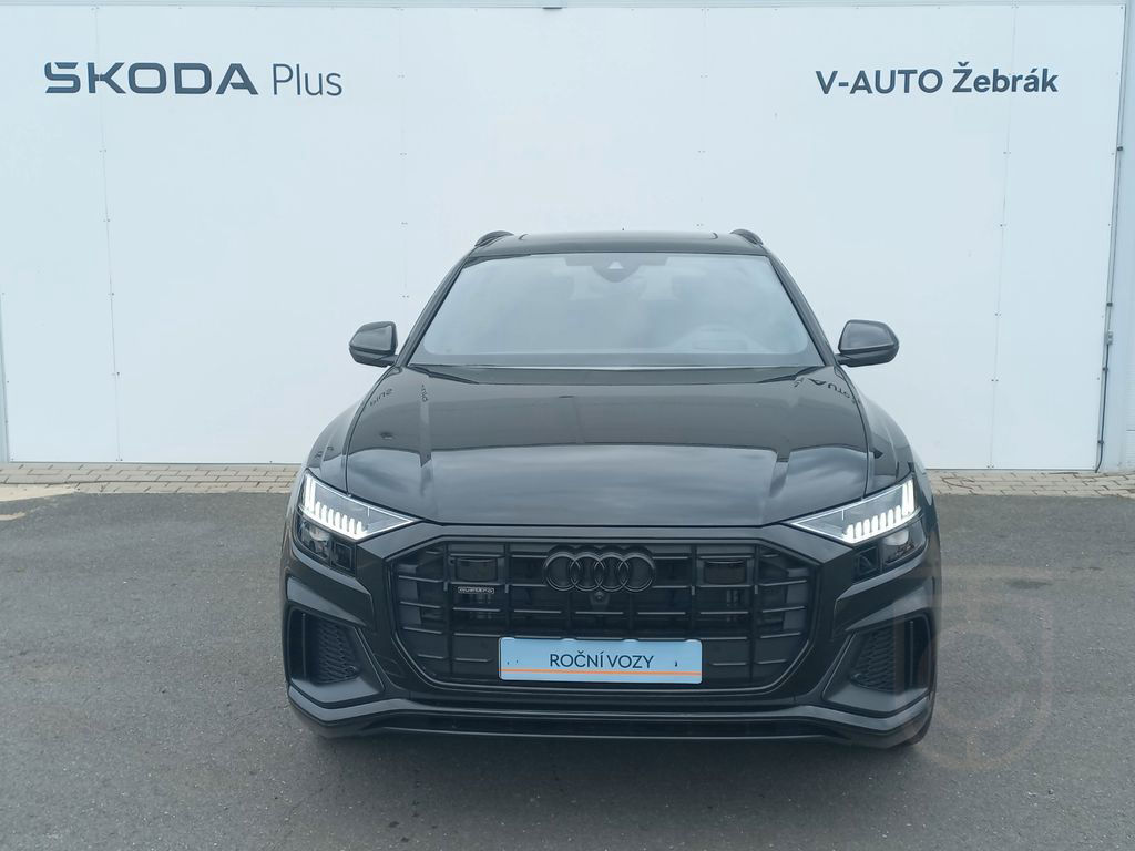 Audi Q8 50 TDI quattro competition plus