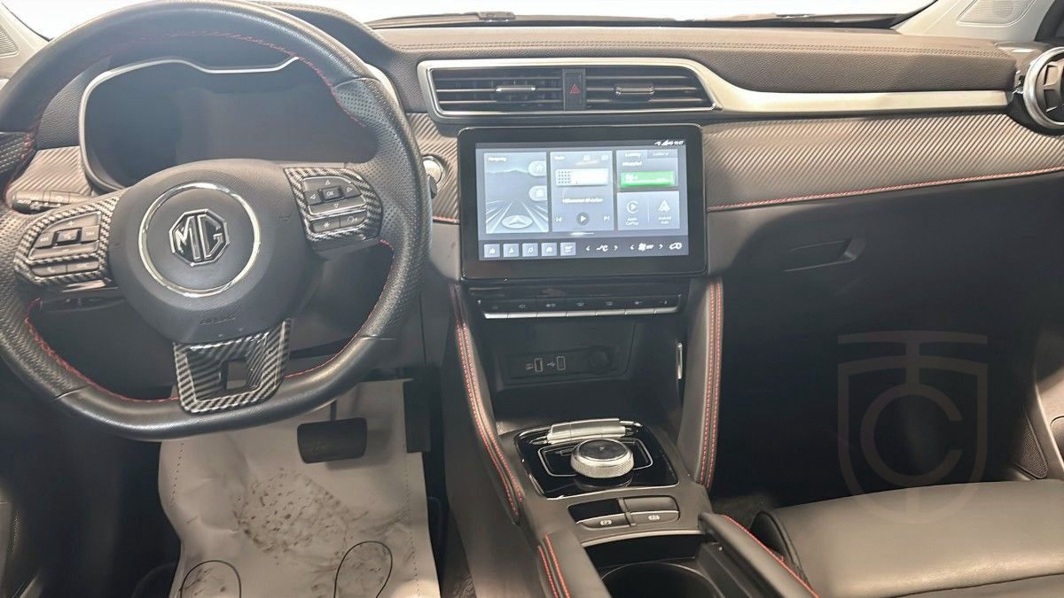 MG ZS EV LUXURY