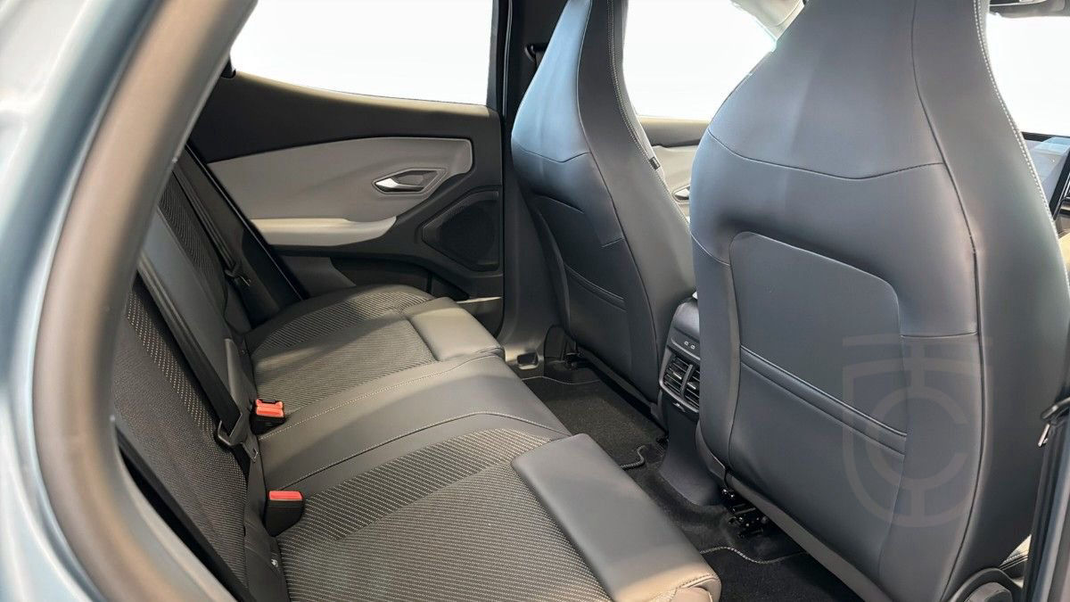 Ford Explorer RWD LR