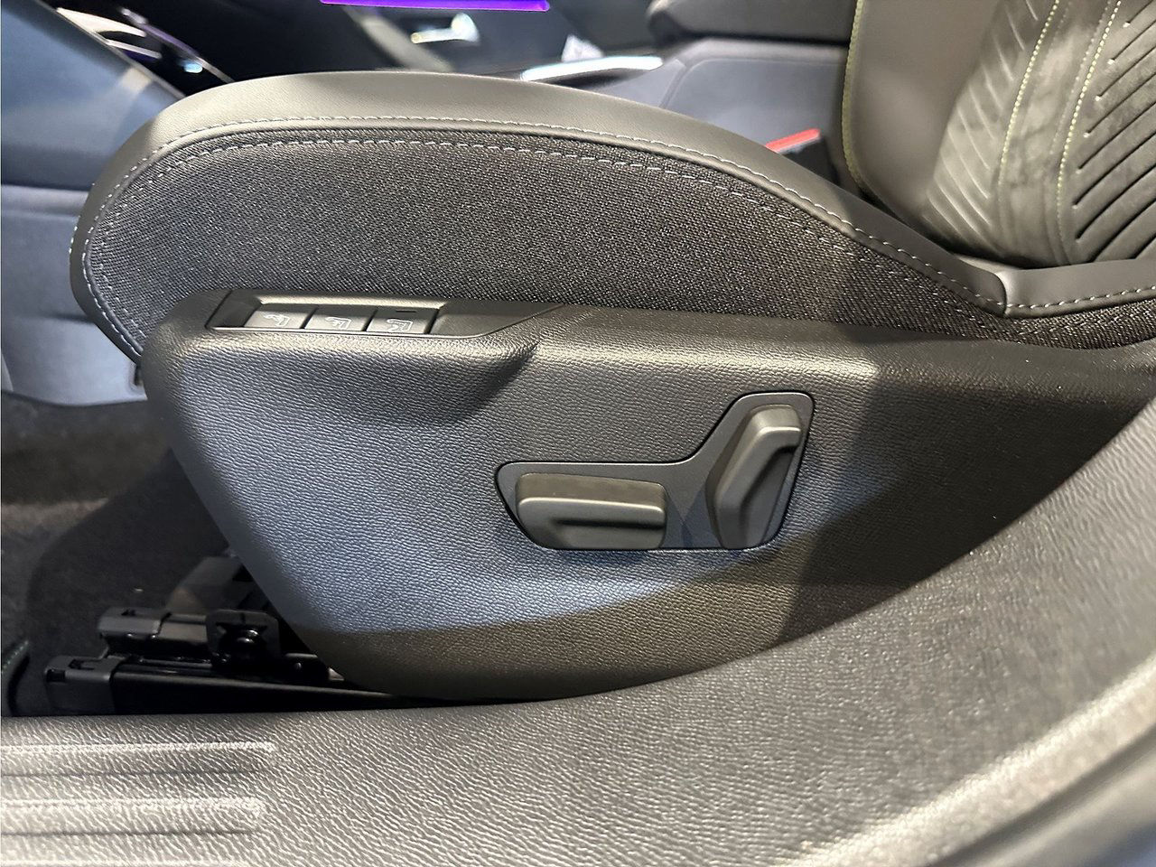 Peugeot 2008 GT Hybrid