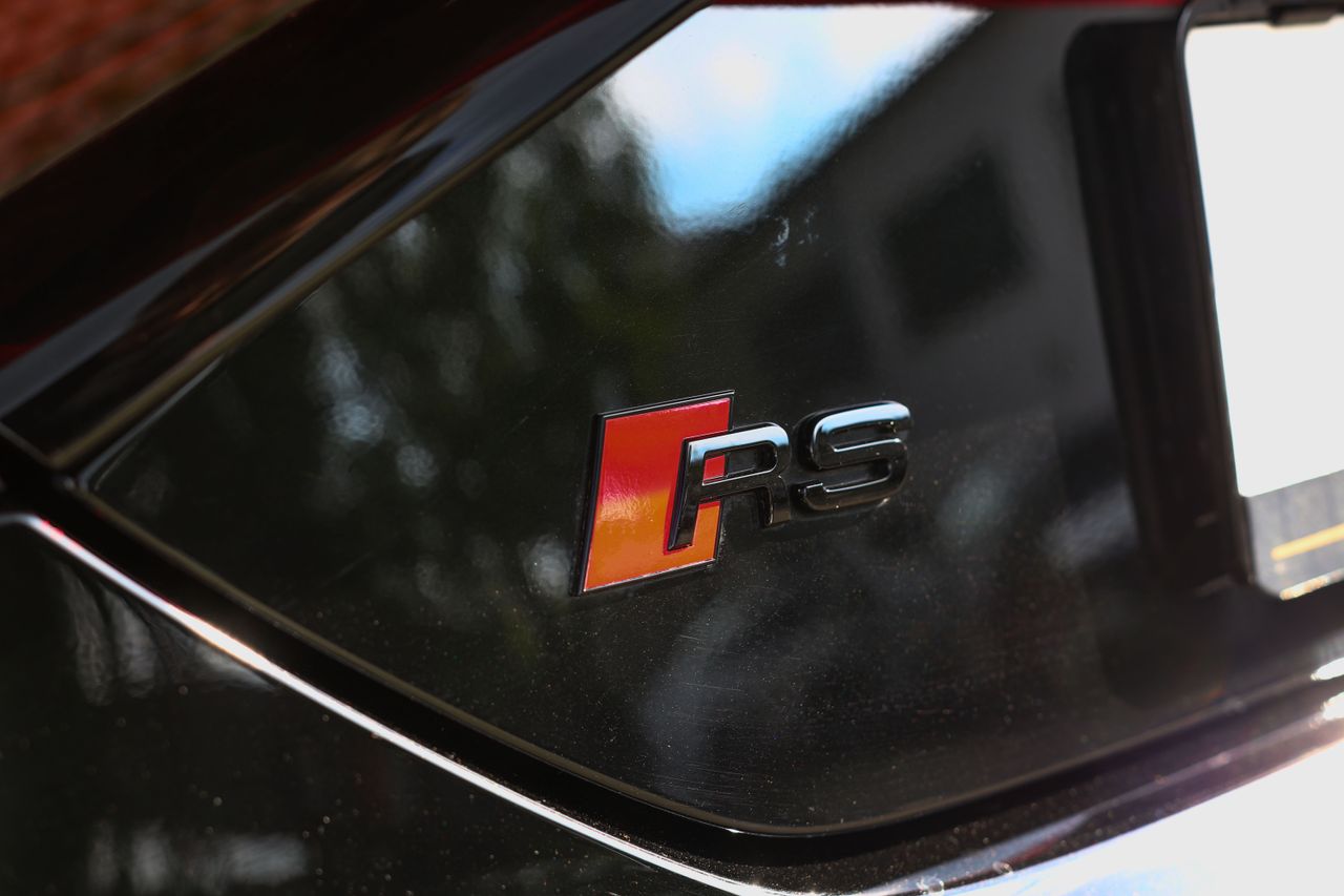 Audi RS e-tron GT/440kW/Masáž/HUD/Noční Vidění SKLADEM