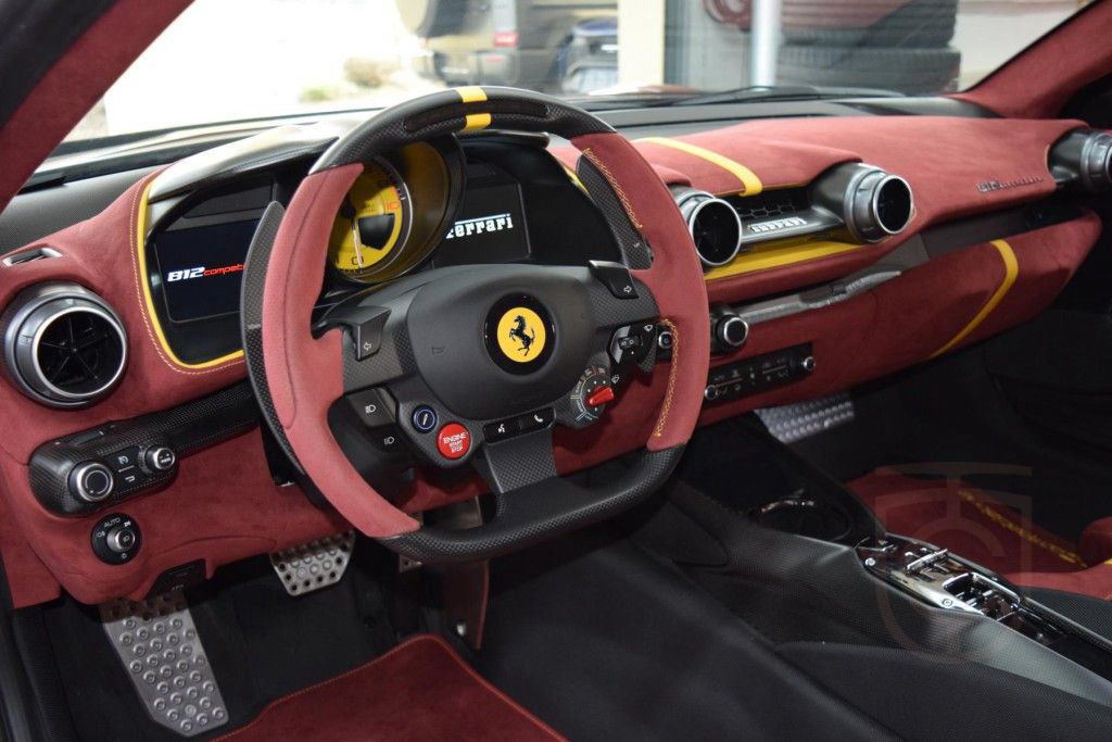 Ferrari 812 Competizione
