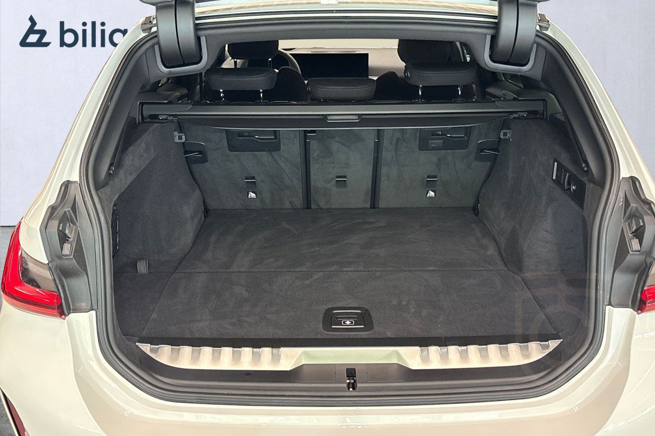 BMW 330e xDrive Touring M-Sport