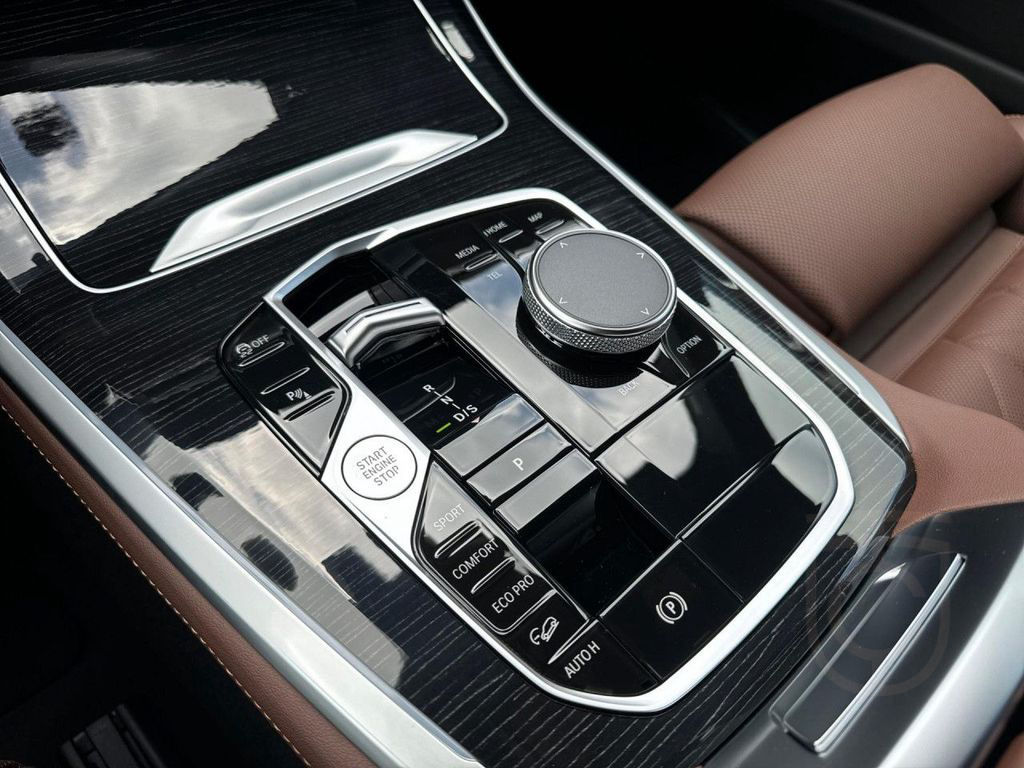 BMW X5 M60i xDrive Pano,360°,AHK,21",KEIN MIETER