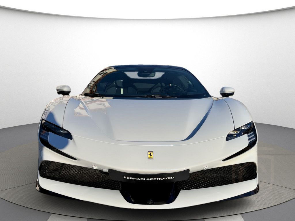 Ferrari SF90 Spider *Bianco Onda Marina-Blue Carbon* LED