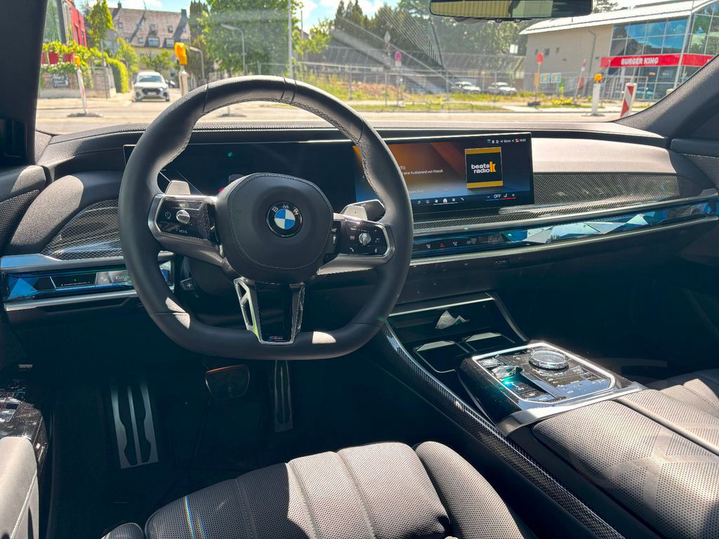 BMW 740 Baureihe 7 Lim 740 d xDrive M Sport
