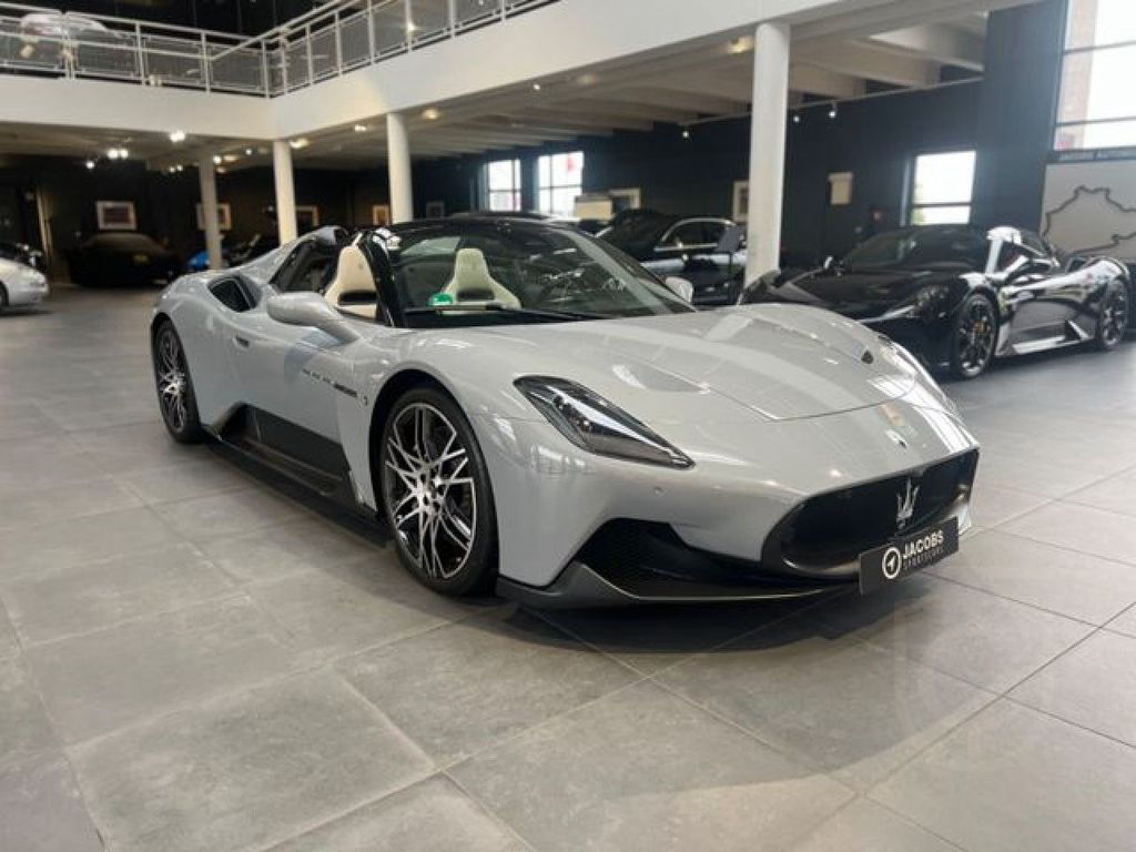 Maserati MC20 Cielo MMXX Carbon Lift SOFORT Navi LED