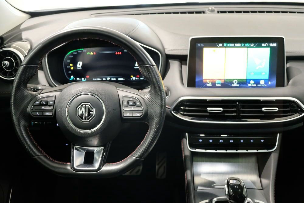 MG EHS LUXURY MY21