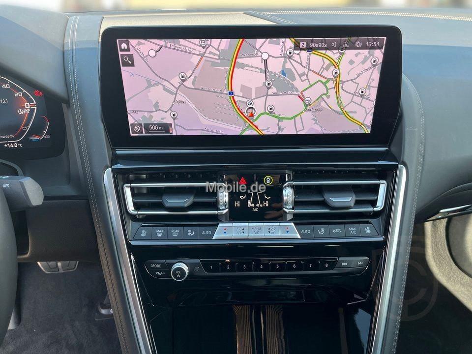 BMW M850i xDrive Coupe DA Prof PA+ Solfclose Sitzbel