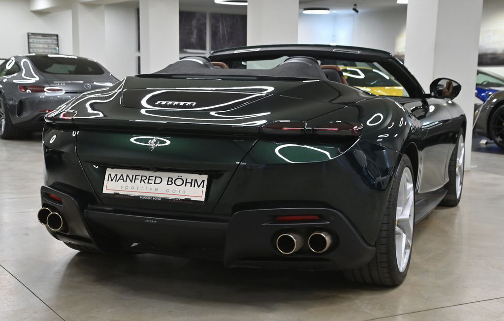 Ferrari Roma Spider
