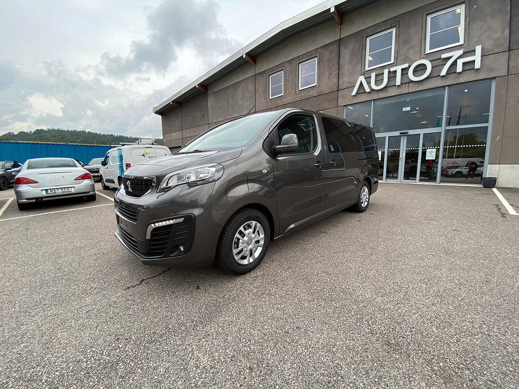 Peugeot Traveller Electric 75kWh | 9-sits
