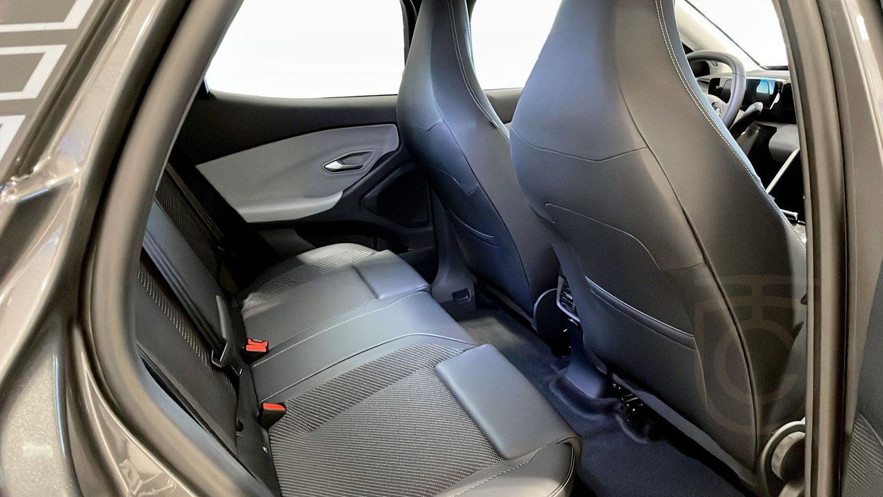 Ford Explorer Long Range RWD